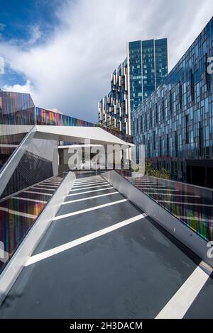 The Tide Walkway, Greenwich Peninsula, Londres, Angleterre, Royaume-Uni Banque D'Images