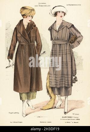 Deux femmes à la mode lors d'une promenade automnale dans un parc, la première Guerre mondiale.Une robe en laine sur une robe verte, tenant une canne à pied.Une robe avec tunique, sac à main et col en fourrure assortis.Lithographie de couleur main par Fattorini & Crespin du magazine de mode d'Alain Thiery Journal des Demoiselles, 79 Boulevard Saint-Germain, Paris, France, septembre 15,1918. Banque D'Images