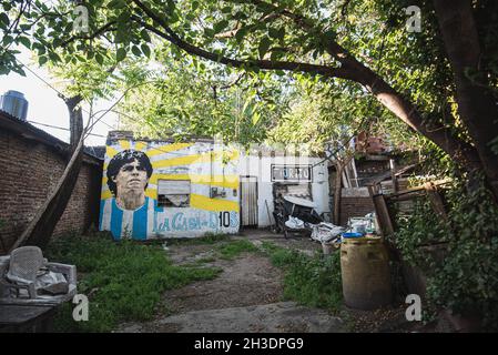 Villa Fiorito, Argentine.04e octobre 2021.Vue sur la maison de Diego Maradona à Villa Fiorito.Diego la maison de Maradona à Villa Fiorito a été déclarée site historique national.Il a été décrété par le Gouvernement argentin, là l'ex-footballeur et entraîneur a passé les premières années de sa vie ici.(Photo de Manuel Cortina/SOPA Images/Sipa USA) crédit: SIPA USA/Alay Live News Banque D'Images