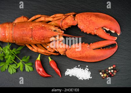 un homard rouge frais et cuit Banque D'Images