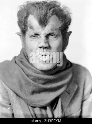 HENRY HULL dans LE LOUP-GAROU DE LONDRES (1935), dirigé par STUART WALKER.Crédit : PHOTOS / Album UNIVERSEL Banque D'Images