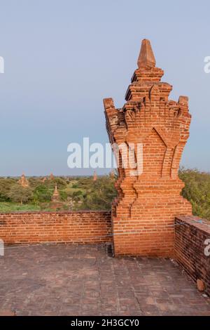 Terrasse du complexe monastique Shwe Nan Yin Taw à Bagan, au Myanmar Banque D'Images