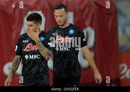 Napels, Italie.28 octobre 2021.NAPELS, ITALIE - OCTOBRE 28: Giovanni Di Lorenzo de SSC Napoli et Amir Rrahmani de SSC Napoli pendant la série Un match entre SSC Napoli et le FC de Bologne au Stadio Diego Armando Maradona le 28 octobre 2021 à Napels, Italie (photo de Ciro Santangelo/Orange Pictures) Credit:Orange pics BV/Alay Live News Banque D'Images