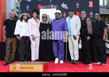 Hollywood, États-Unis.28 octobre 2021.HOLLYWOOD, LOS ANGELES, CALIFORNIE, États-Unis - OCTOBRE 28 : Ian Alexander Jr., Reina King, actrice Regina King, Gloria King et Thomas King assistent à la cérémonie de mise en scène de Regina King qui a eu lieu au Théâtre chinois de TCL IMAX piste le 28 octobre 2021 à Hollywood, Los Angeles, Californie, États-Unis.(Photo de Xavier Collin/image Press Agency) Credit: Image Press Agency/Alay Live News Banque D'Images