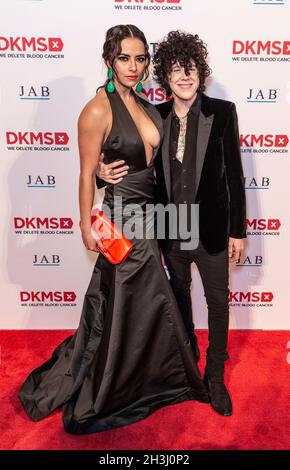 New York, NY - 28 octobre 2021 : Julieta Grajales et LP (Laura Pergolizzi Ruffo) assistent au gala DKMS du 30e anniversaire à Cipriani Wall Street Banque D'Images