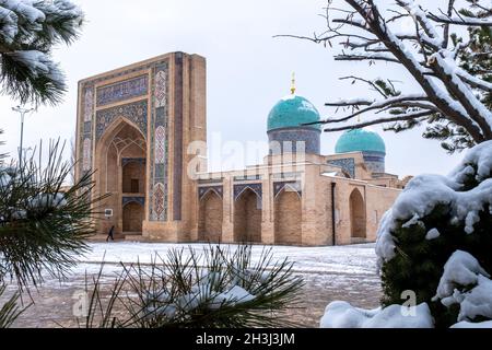 Mosquée Khast-Imam dans le complexe Hazrati Imam, Tachkent, Ouzbékistan Banque D'Images