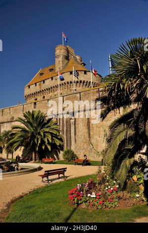 TOUR DUCHESSE-ANNE, CHÂTEAU DE SAINT-MALO ET REMPARTS, ILLE ET VILAINE (35) FRANCE Banque D'Images