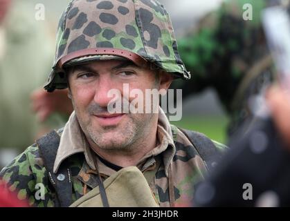 Expérience du Yorkshire en temps de guerre, août 2021.Enactor en uniforme allemand de la deuxième guerre mondiale. Banque D'Images