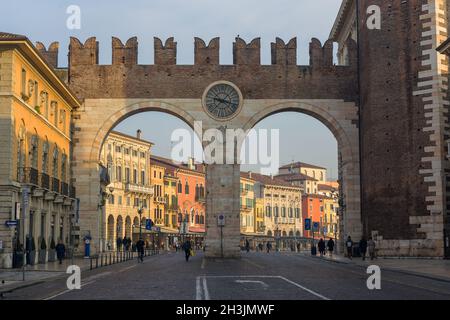 Dans Verona Porta Nuova Banque D'Images