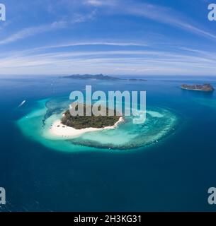 Vue aérienne de la magnifique île Bamboo en Thaïlande Banque D'Images