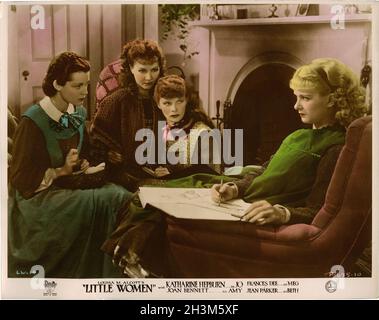 KATHARINE HEPBURN, JEAN PARKER, JOAN BENNETT ET FRANCES DEE IN LITTLE WOMEN (1933), SOUS LA DIRECTION DE GEORGE CUKOR.Crédit : RKO / Album Banque D'Images