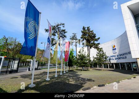 Bucarest, Roumanie, 30 avril 2021 : bâtiment principal du Comité olympique de Roumanie (Comitetul Olimpic Roman) et du Musée du sport (Muzeul Sportului) à Banque D'Images