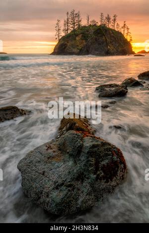 Coucher de soleil sur la plage.Californie du Nord, États-Unis. Banque D'Images