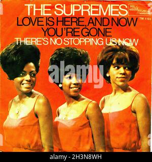 Vintage Vinyl Recording - Supremes, le - 12 - l'amour est ici et maintenant vous êtes parti  - D - 1967 Banque D'Images