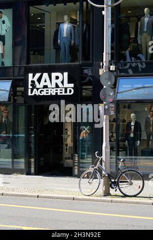 Boutique de la marque de mode Karl Lagerfeld dans le FriedrichstraÃŸe à Berlin Banque D'Images