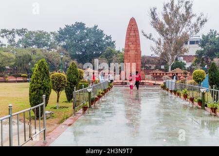 AMRITSAR, INDE - 26 JANVIER 2017 : Mémorial du massacre de Jallianwala Bagh à Amritsar, dans l'État du Pendjab, Inde Banque D'Images