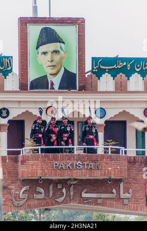 WAGAH, PAKISTAN - 26 JANVIER 2017 : Portrait de Muhammad Ali Jinnah, fondateur du Pakistan, à la frontière entre l'Inde et le Pakistan à Wagah. Banque D'Images