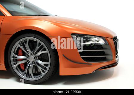 Voiture sportive de luxe rapide rouge et orange Banque D'Images
