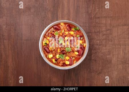 Chili con carne, plat traditionnel Mexicain, photo prise à la verticale avec copyspace Banque D'Images