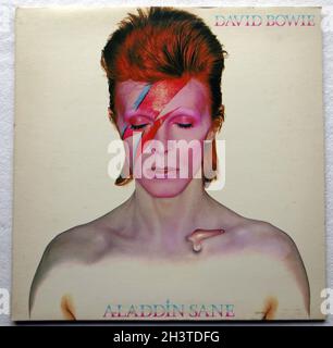 David Bowie 1973 Aladdin Sane LP Vintage Vinyl 1970s Record Album 1 - Original Vinyl Record Banque D'Images