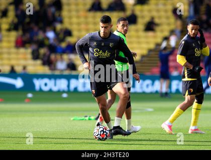 Watford, Royaume-Uni.30 octobre 2021.30 octobre 2021 ; Vicarage Road, Watford, Herts, Angleterre ;Premier League football, Watford versus Southampton ; Adam Masina de Watford Warming UP Credit: Action plus Sports Images/Alay Live News Banque D'Images