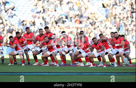 Les Tonga jouent le Sipi Tau avant le match de la série des nations d'automne au stade BT Murrayfield, à Édimbourg.Date de la photo: Samedi 30 octobre 2021. Banque D'Images