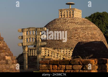 Stupa 3.Monuments bouddhistes à Sanchi.Patrimoine mondial de l'UNESCO.Sanchi, Madhya Pradesh, Inde Banque D'Images