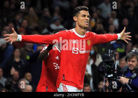 Londres, Royaume-Uni.30 octobre 2021.Cristiano Ronaldo de Manchester United célèbre le premier but de son équipe.Match Premier League, Tottenham Hotspur v Manchester Utd au Tottenham Hotspur Stadium de Londres le samedi 30 octobre 2021. Cette image ne peut être utilisée qu'à des fins éditoriales.Utilisation éditoriale uniquement, licence requise pour une utilisation commerciale.Aucune utilisation dans les Paris, les jeux ou les publications d'un seul club/ligue/joueur. photo par Steffan Bowen/Andrew Orchard sports photographie/Alay Live news crédit: Andrew Orchard sports photographie/Alay Live News Banque D'Images