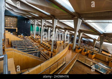 La bibliothèque publique d'Alexandrie Banque D'Images