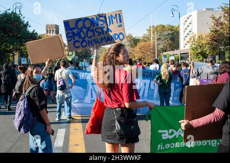 Rome, Italie 30/10/2021: Manifestation de protestation contre le sommet du G20.© Andrea Sabbadini Banque D'Images