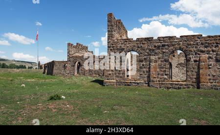 Anciens entrepôts militaires dans la ville de Sarikamis, province de Kars, Turquie Banque D'Images