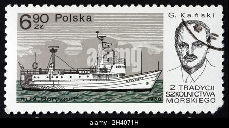 POLOGNE - VERS 1980 : un timbre imprimé en Pologne montre le navire de formation Horyzon et G. Kanski, professeur, vers 1980 Banque D'Images