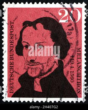 ALLEMAGNE - VERS 1960: Un timbre imprimé en Allemagne montre Philipp Melanchthon, 400e anniversaire de la mort de Philipp Melanchthon, référence luthérienne allemande Banque D'Images