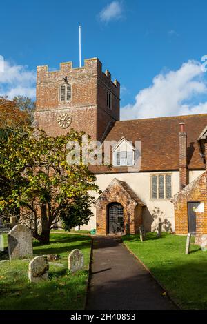 Eglise St James', village de Bramley, Hampshire, Angleterre, Royaume-Uni Banque D'Images