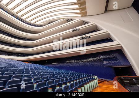 Salle principale (Sala principal), Opéra de Palau des arts Reina Sofia, Cité des Arts et des Sciences (Ciudad de las Artes y las Ciencias) Valence, Valen Banque D'Images