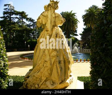 Statue d'Isabel II dans les jardins de Pedralbe, Barcelone, Catalogne, Espagne, Europe Banque D'Images