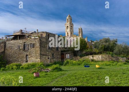 Ancien village de Bussana Vecchia Banque D'Images