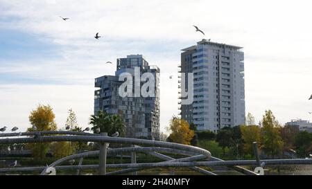 Parque de la Diagonal Mar en Barcelona, Catalunya, España, Europa Banque D'Images