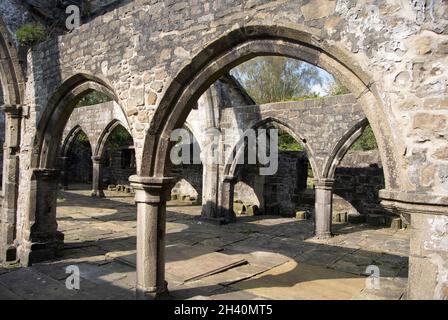 Heptonstall, Yorkshire, Angleterre vue de l'intérieur de la vieille église en ruines de Saint Thomas Banque D'Images