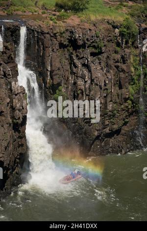 Grande aventure aux chutes d'iguazu Banque D'Images