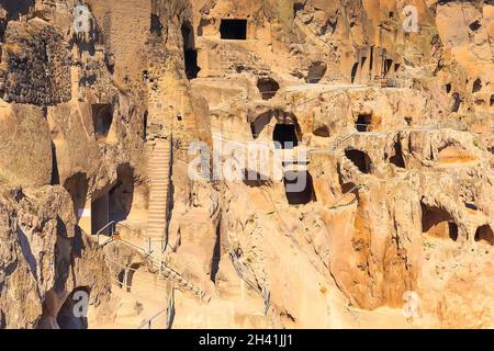 Monastère de la grotte de Vardzia et ville dans la roche, Géorgie Banque D'Images