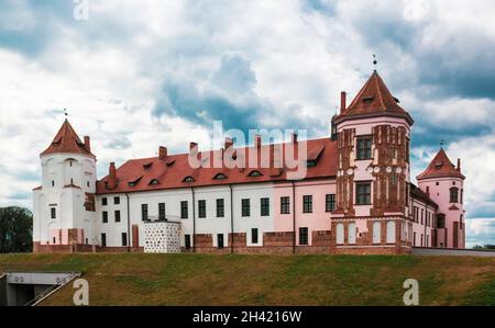 Complexe du château de Mir en Biélorussie, région de Grodno.UNESCO, liste du patrimoine mondial. Banque D'Images