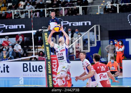 Trento, Italie.31 octobre 2021.Riccardo Sbertoli (ITAS trentino) pendant ITAS Trentino vs Cucine Lube Civitanova, Volleyball Italien Serie A Men SuperLeague Championship Championship à Trento, Italie, octobre 31 2021 crédit: Independent photo Agency/Alamy Live News Banque D'Images