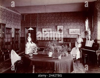 Claybury Asylum, Woodford, Essex: Une salle sociale (?)Photo de London & County Photographic Co., [1893?]. Banque D'Images