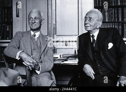 Harvey Williams Cushing et Sir Charles Scott Sherrington.Photographie, 1938. Banque D'Images