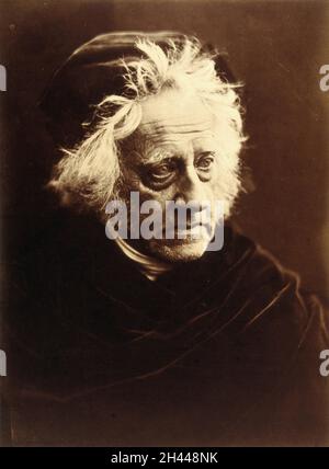 Sir John Herschel: Porter une casquette et un cap.Photographie de Julia Margaret Cameron, 1867. Banque D'Images