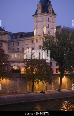 France, Paris, Ile de la Cité, Quai des Orfèvres, Palais de Justice, peuple Banque D'Images