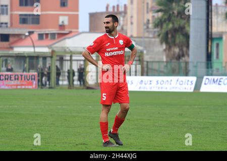 Pagani, Italie.31 octobre 2021.Pagani, Salerne, Italie - 30 octobre 2021 :Riccardo IDDA (5) capitaine de Virtus Francavilla pendant le match du championnat italien de football, Serie C, groupe C, jour 12, Paganese contre Virtus Francavilla.Résultat final Paganese - Virtus Francavilla 2 - 1 (photo de Pasquale Senatore/Pacific Press) Credit: Pacific Press Media production Corp./Alay Live News Banque D'Images