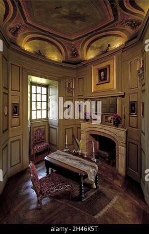 FRANCE.NIEVRE (58) CHÂTEAU DE BAZOCHES.BUREAU DE VAUBAN. Banque D'Images