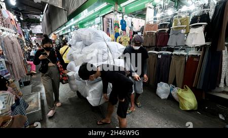 Baiyoke Gallery Pratunam Market Shopping Area à Bangkok en Thaïlande Banque D'Images